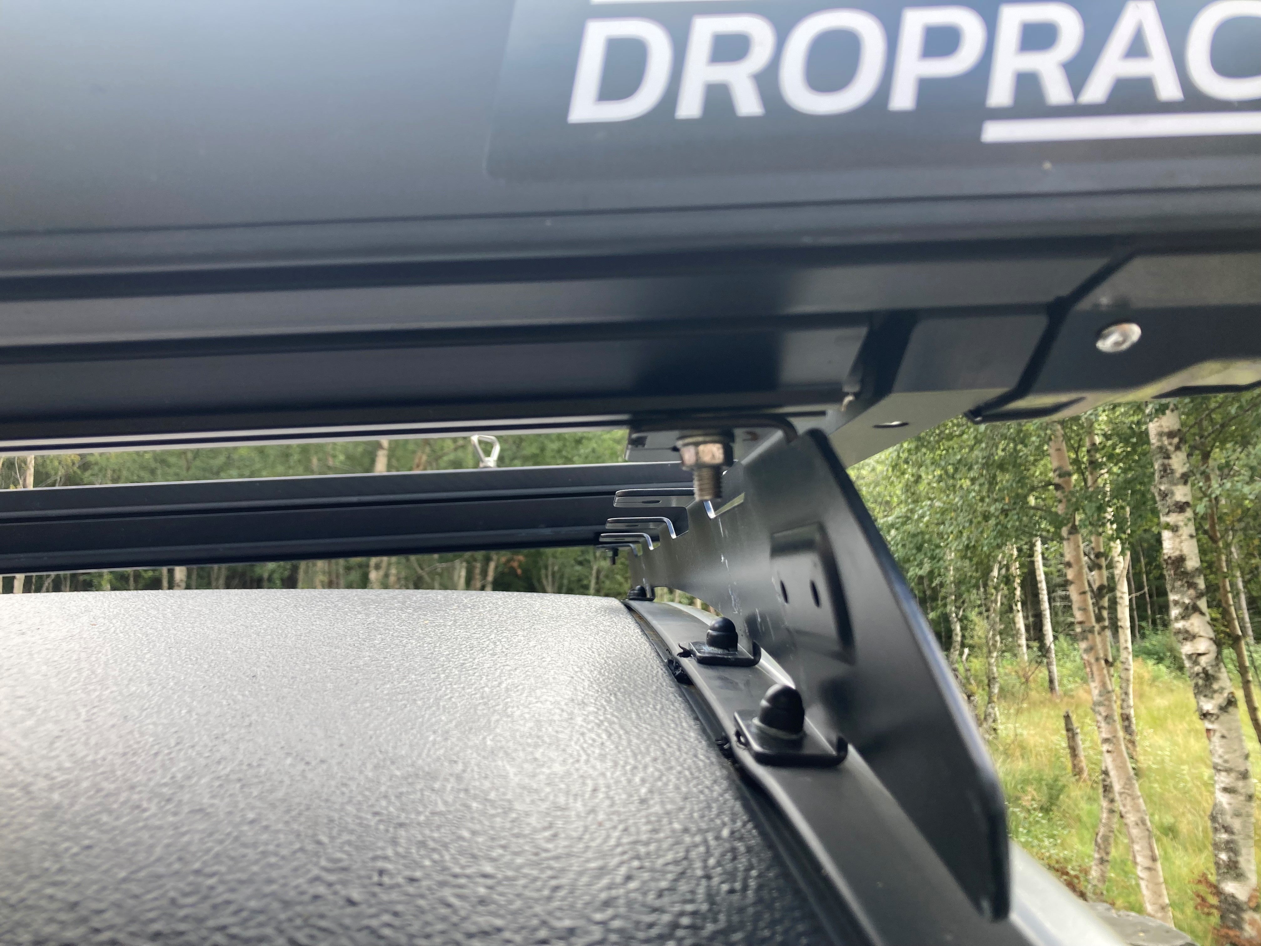 Fitting Dropracks to a Pickup with Naked / Flat Roof – Dropracks